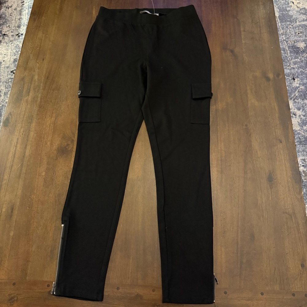 Lisa Rinna Collection Black with Zippers and Side‎ Leg Pockets Pants